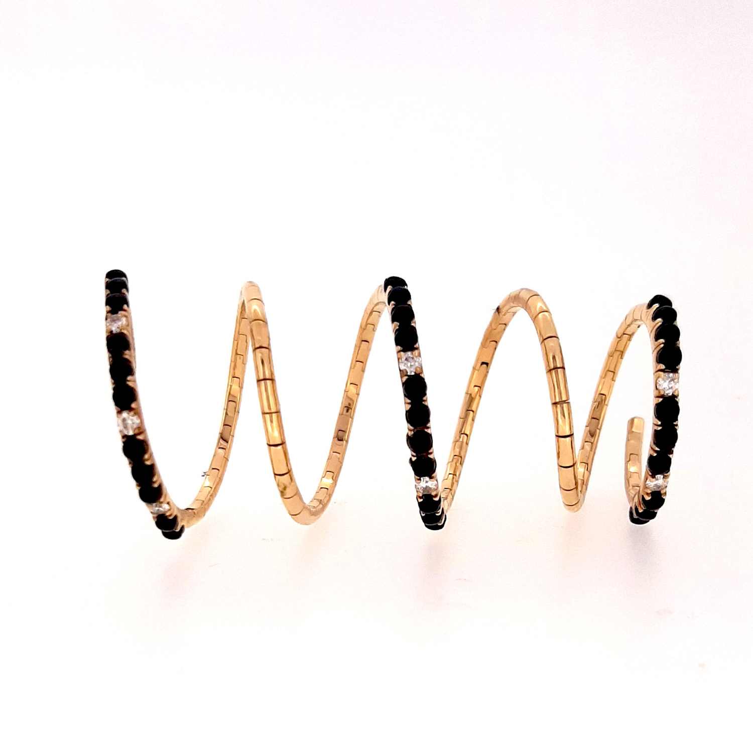 Anello Collezione Spring in oro, diamanti e onice